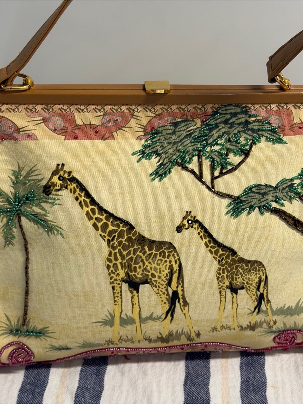 Bueno Giraffe Safari Tapestry Shoulder Bag Vintage Style Purse